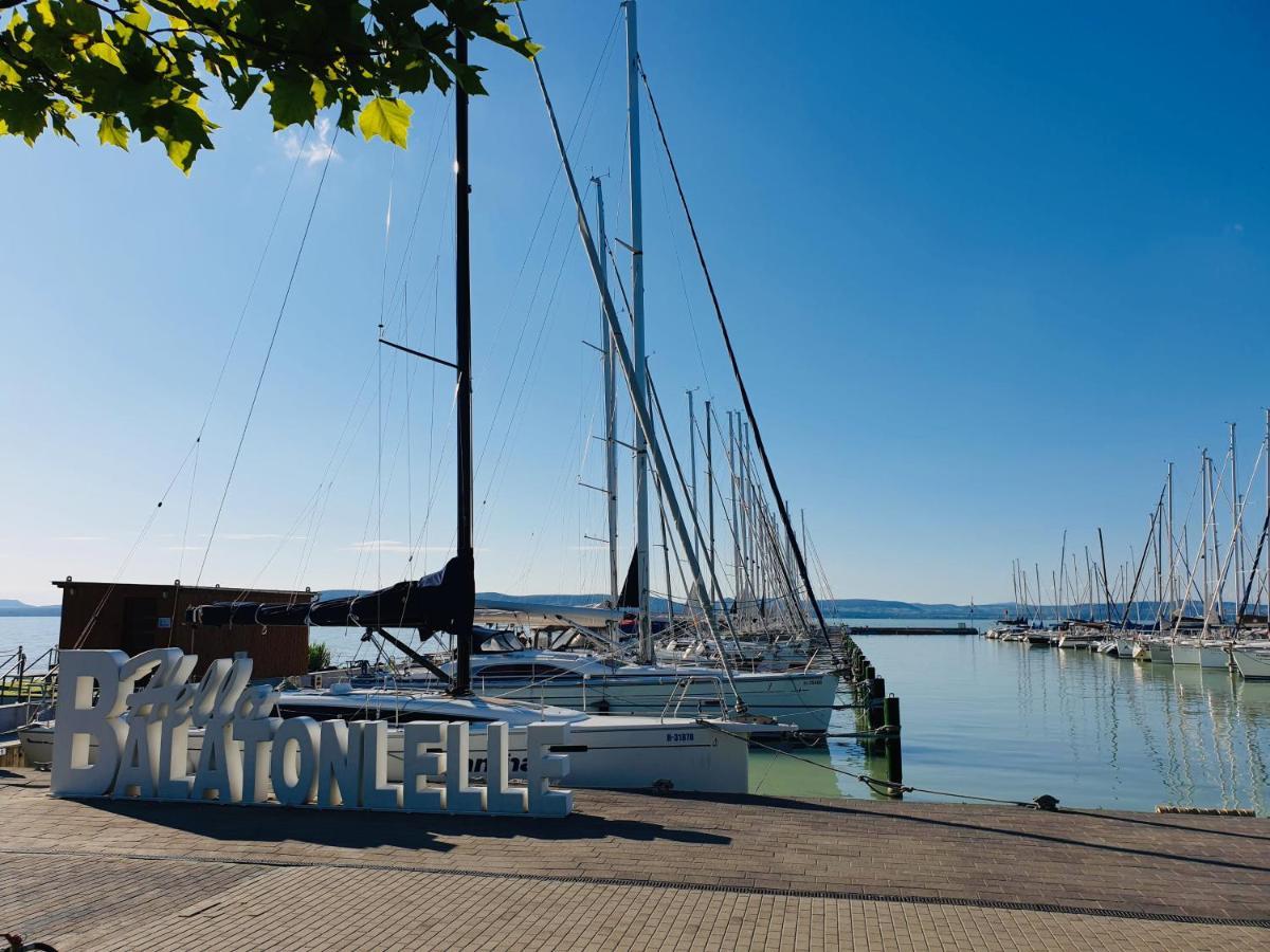 Bl Lakeside Apartman Balatonlelle Exterior foto