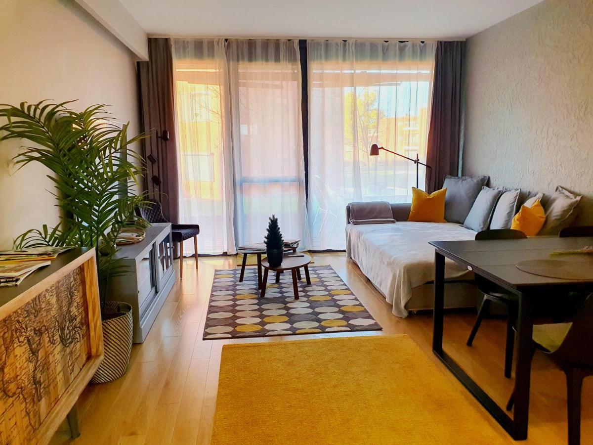 Bl Lakeside Apartman Balatonlelle Exterior foto