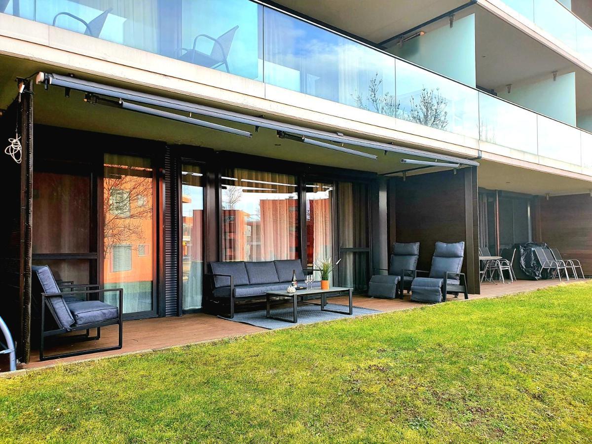 Bl Lakeside Apartman Balatonlelle Exterior foto