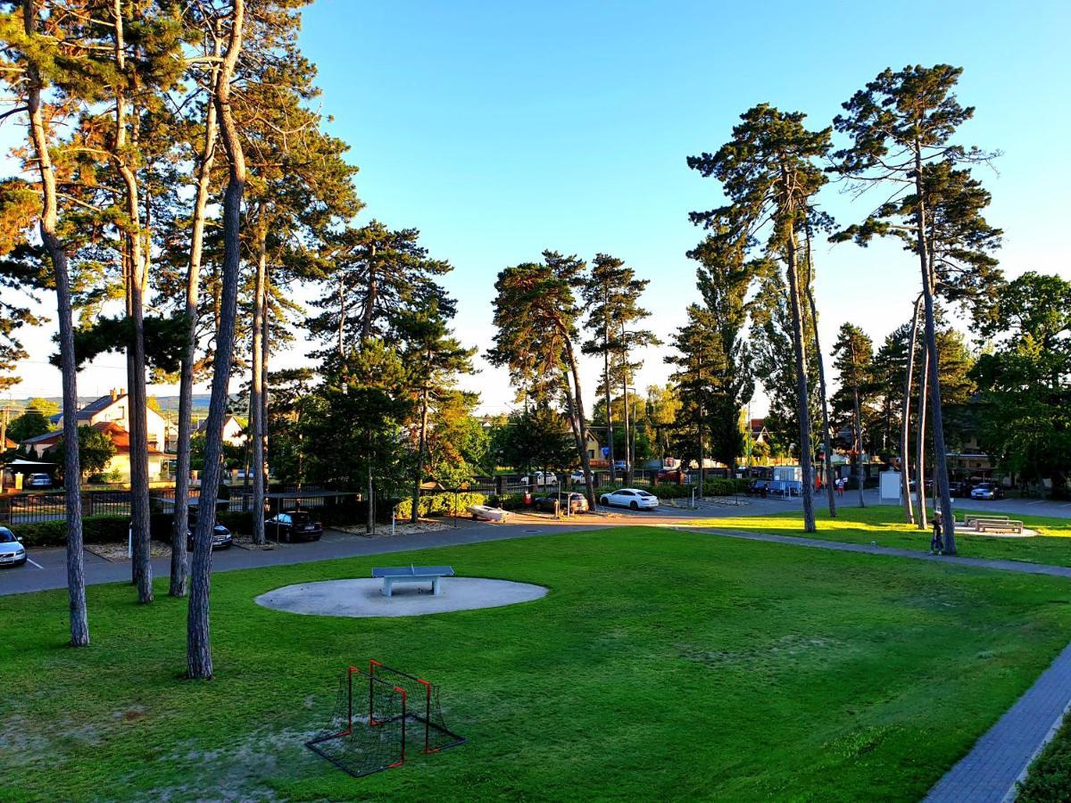 Bl Lakeside Apartman Balatonlelle Exterior foto